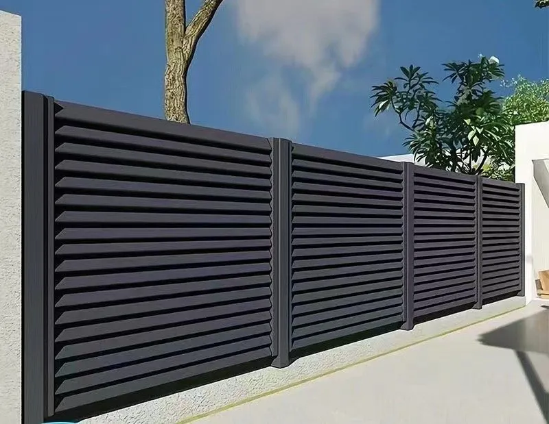 Louver aluminum privacy fence