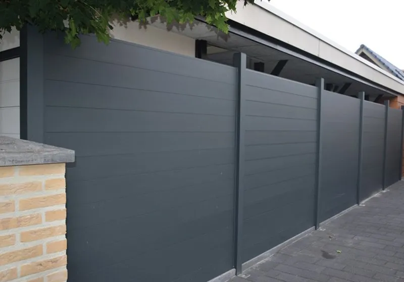 Modern Horizontal Slat Fence